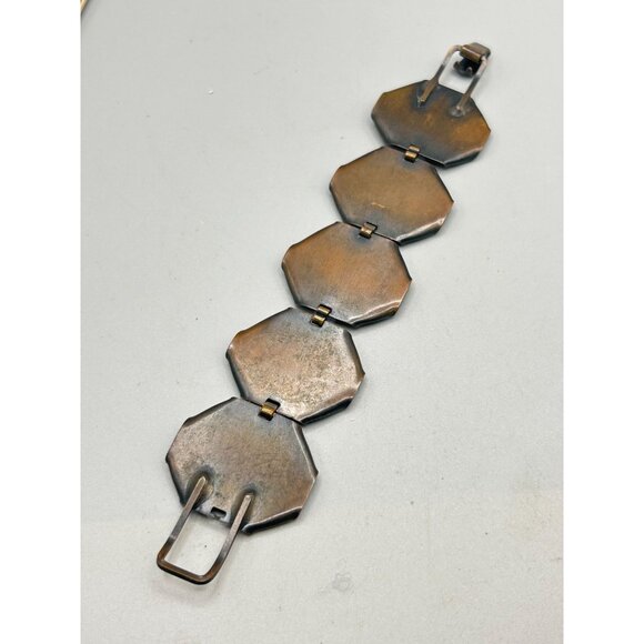 Vintage Copper Seahorse Bracelet with Hexagonal Links & Fold Over Clasp - Picture 6 of 7